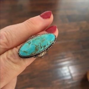 GORGEOUS VINTAGE STERLING SILVER TURQUOISE RING